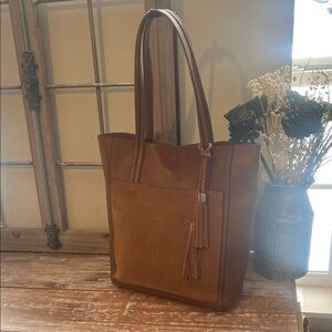 Lily & Ivy Tote